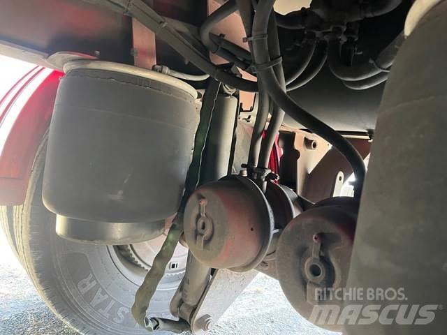MaxiTrans  保温半挂车