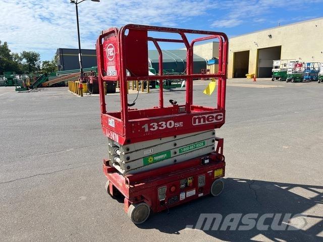 MEC 1330SE 剪叉式升降机