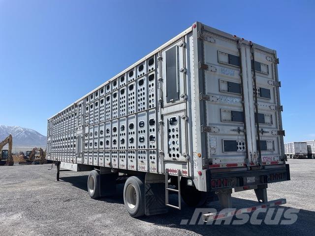 Merritt  动物运输拖车