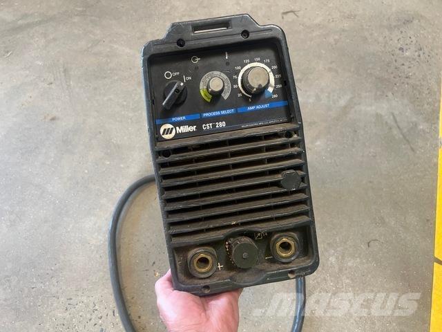 Miller CST-280 焊接设备