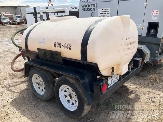  Millerbilt 罐式拖车