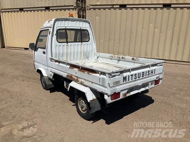 Mitsubishi  全地形车