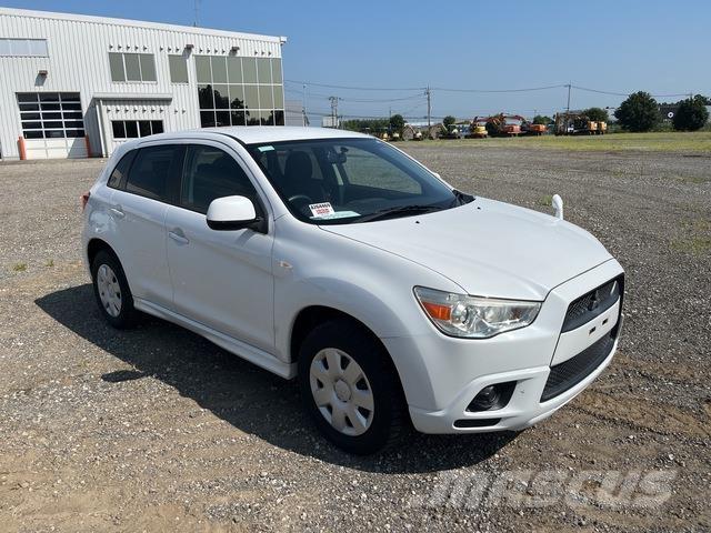 Mitsubishi RVR 汽车