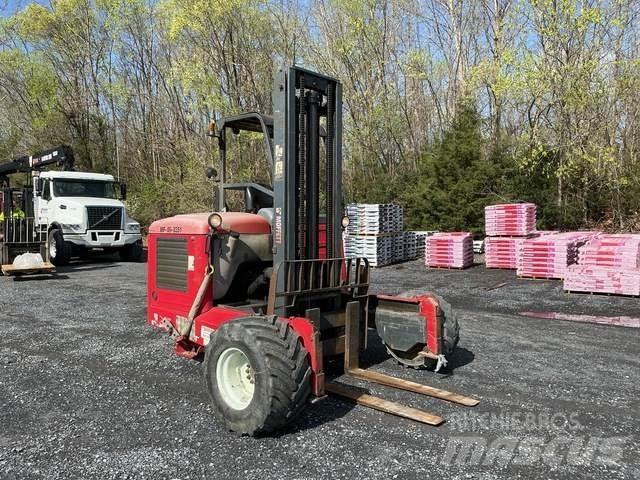 Moffett M5500 车载式叉车
