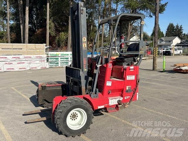 Moffett M5500 车载式叉车