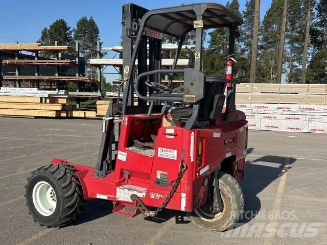 Moffett M5500 车载式叉车