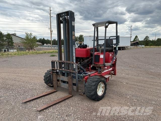 Moffett M5500 车载式叉车