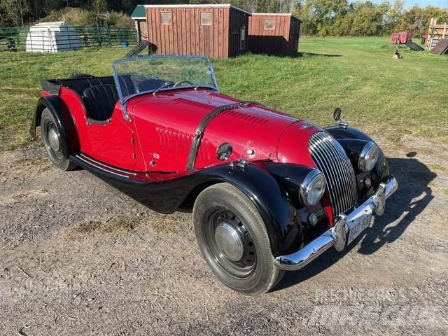 Morgan Plus 4 汽车