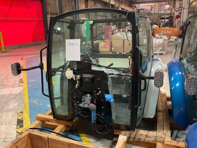 New Holland  驾驶室与内部