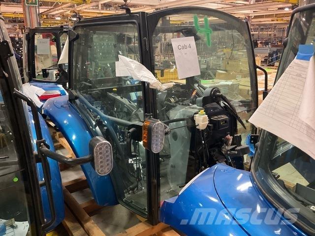 New Holland  驾驶室与内部