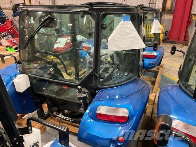 New Holland  驾驶室与内部