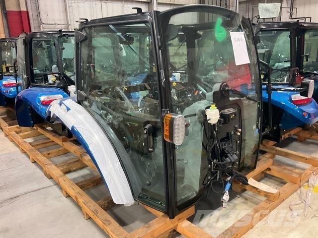 New Holland  驾驶室与内部