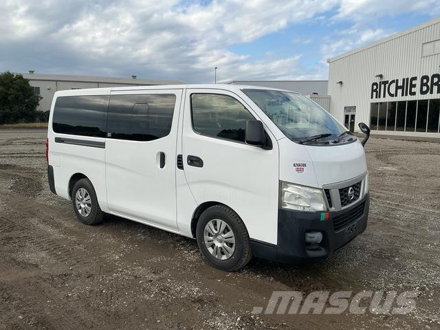 Nissan Caravan 迷你巴士
