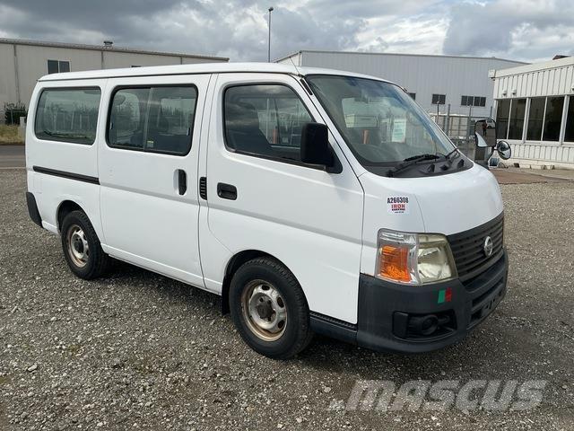 Nissan Caravan 迷你巴士