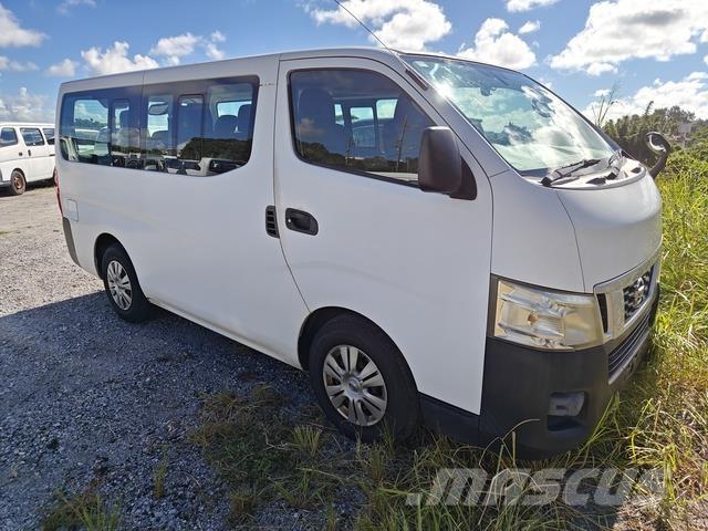 Nissan Caravan 迷你巴士