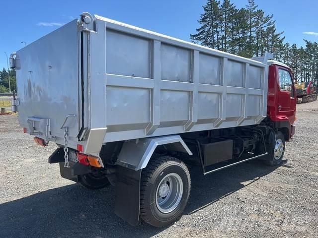 Nissan Condor 自卸式货车