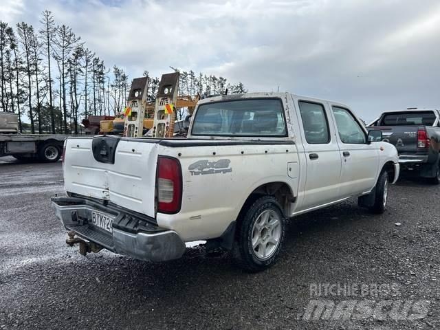 Nissan Navara 皮卡车