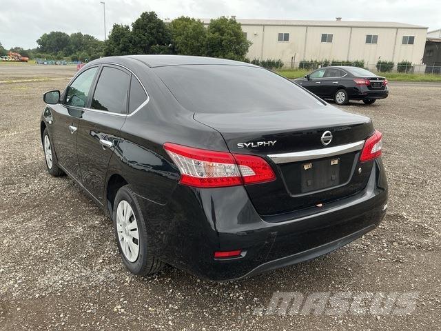 Nissan SYLPHY 汽车
