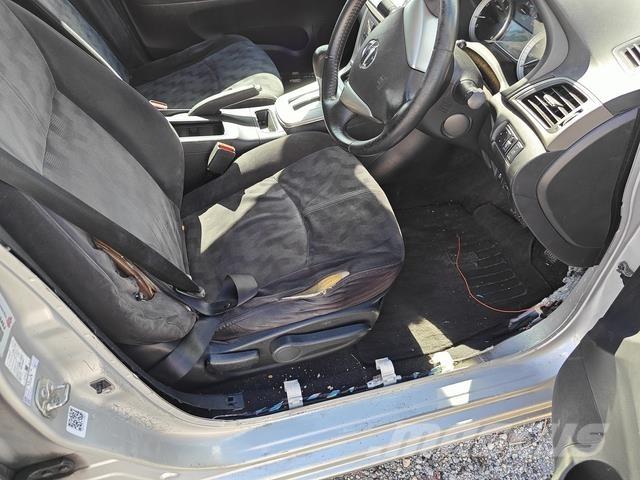 Nissan SYLPHY 汽车