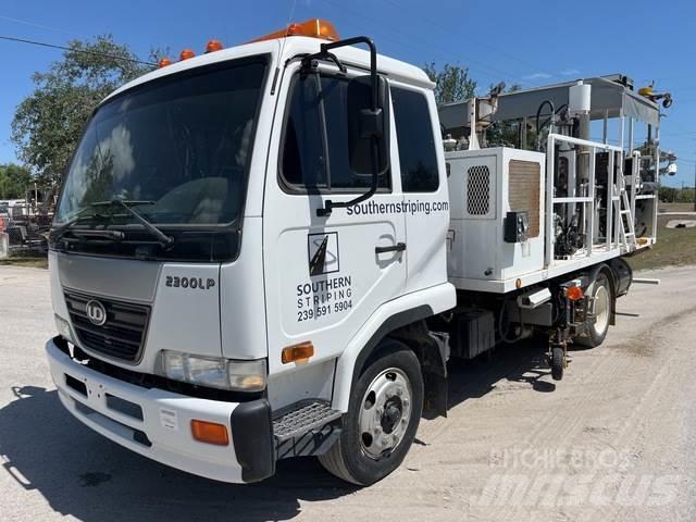Nissan UD2300 市政车