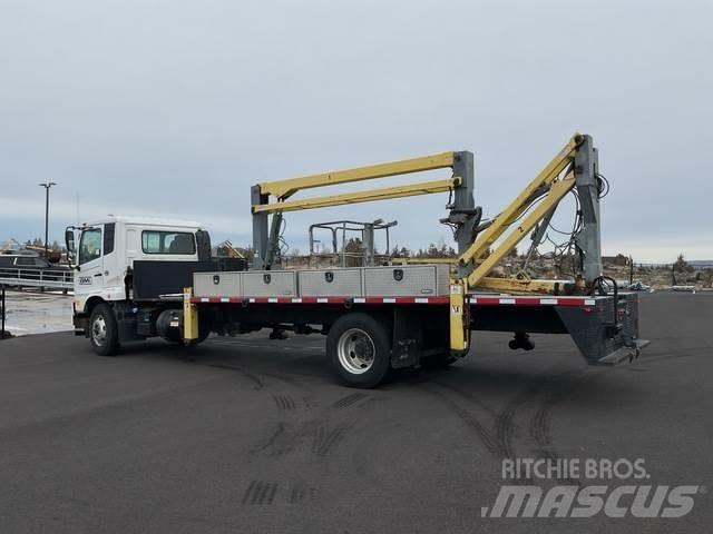 Nissan UD3300 建筑机械-其他