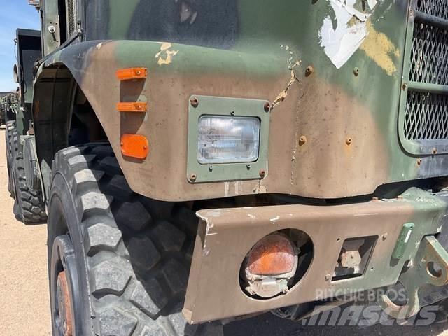Oshkosh  厢式货车