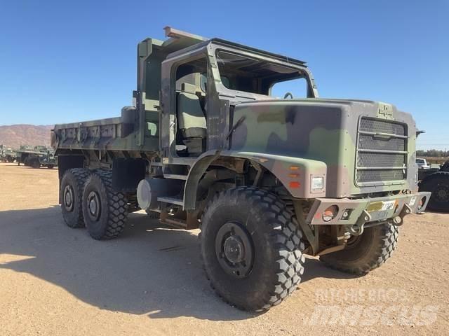 Oshkosh AMK29 自卸式货车