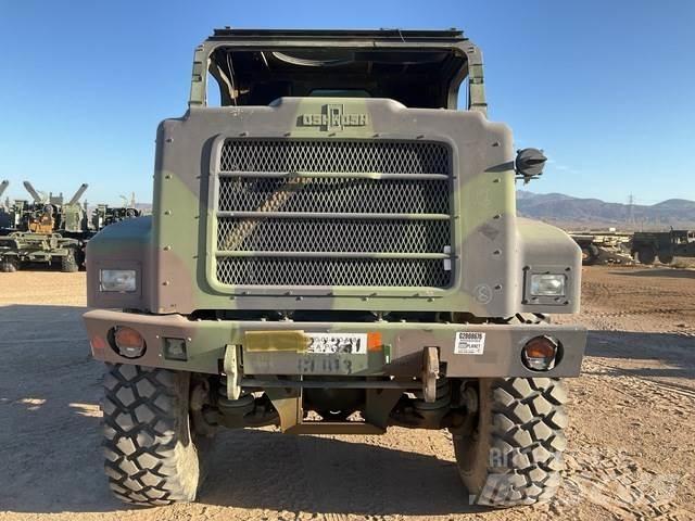 Oshkosh AMK29 自卸式货车