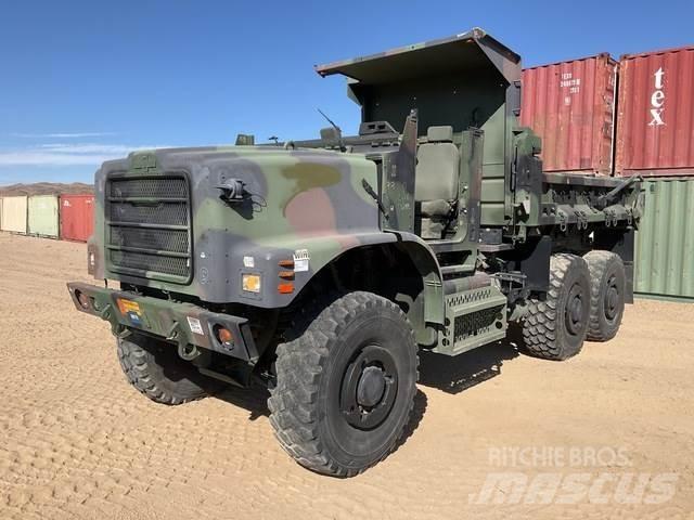 Oshkosh AMK29A1 自卸式货车