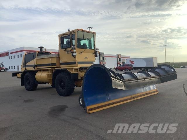 Oshkosh H2718 推雪机