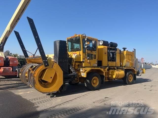 Oshkosh H2923B 扬雪机
