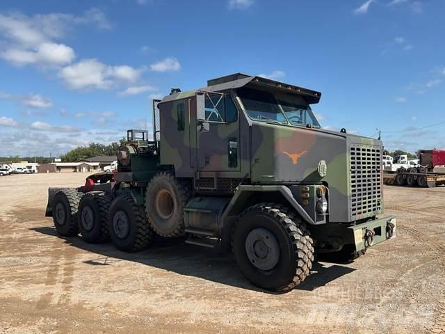 Oshkosh M1070 救援车