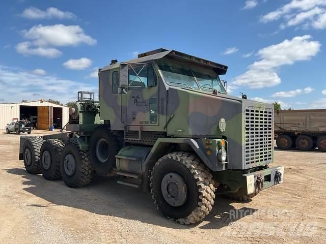 Oshkosh M1070 救援车