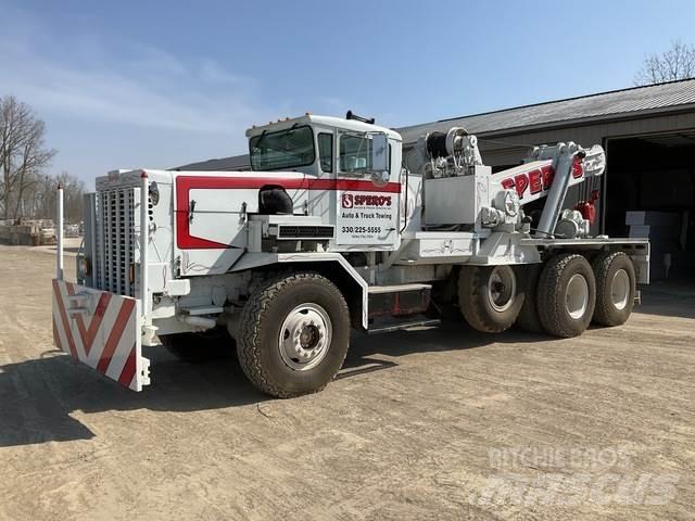 Oshkosh M911 救援车