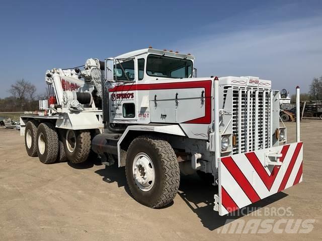 Oshkosh M911 救援车