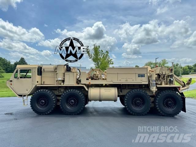 Oshkosh M984E1 救援车