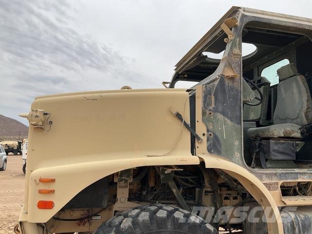 Oshkosh MTVR 厢式货车