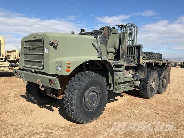 Oshkosh MTVR 厢式货车