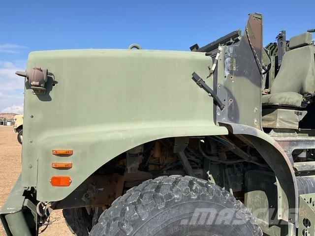 Oshkosh MTVR 厢式货车