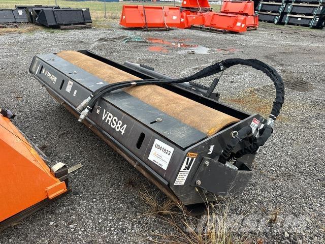 PALADIN VR84 拖式振动压路机