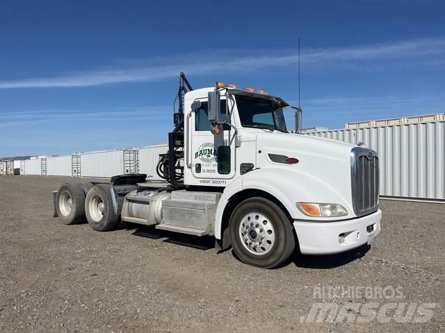 Peterbilt  牵引车