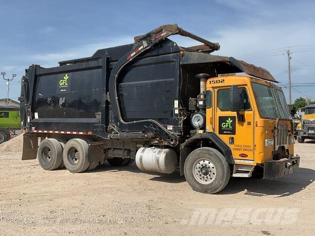 Peterbilt 320 垃圾车