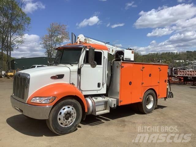 Peterbilt 335 市政车