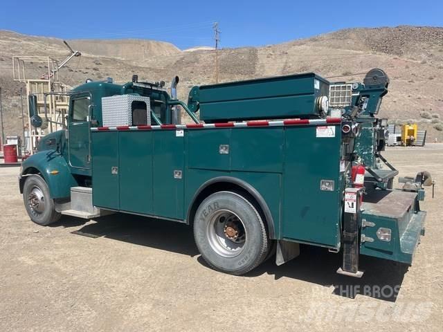 Peterbilt 335 市政车