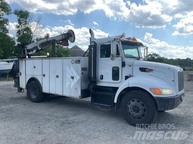 Peterbilt 335 市政车