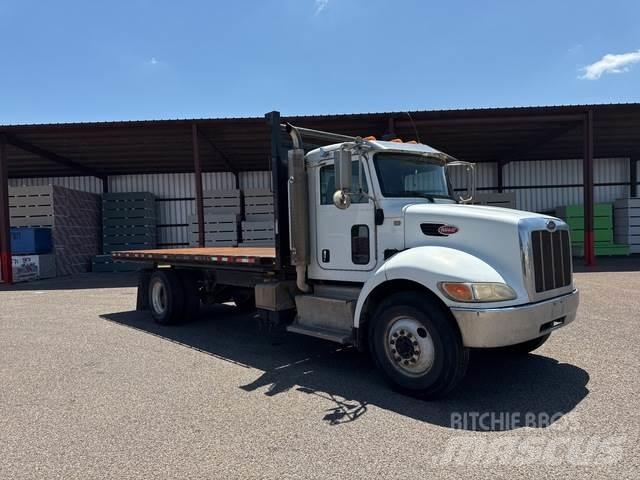 Peterbilt 337 自卸式货车