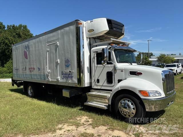 Peterbilt 337 冷藏车