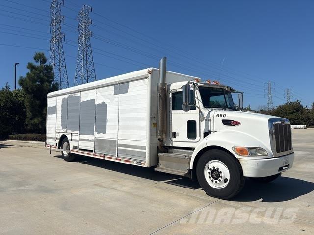 Peterbilt 337 饮料运输车