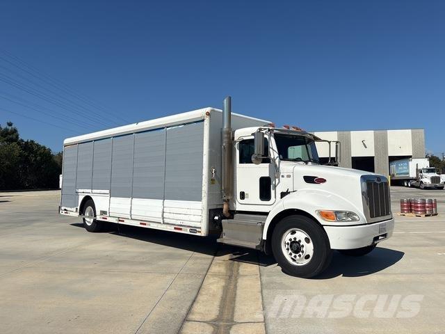 Peterbilt 337 饮料运输车