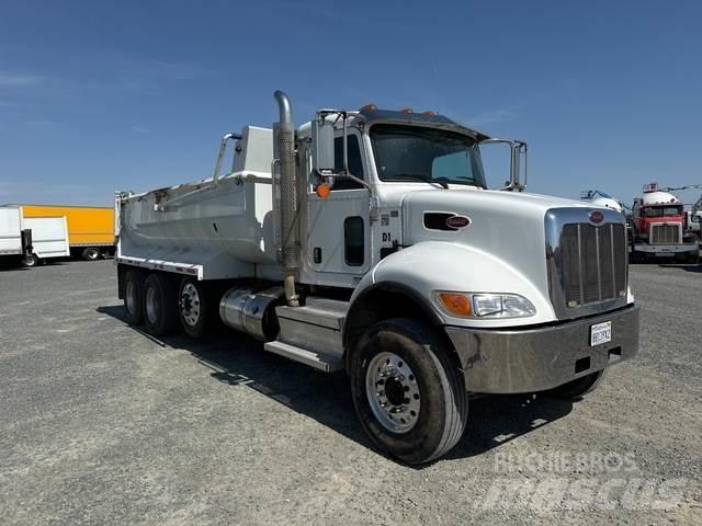 Peterbilt 348 自卸式货车
